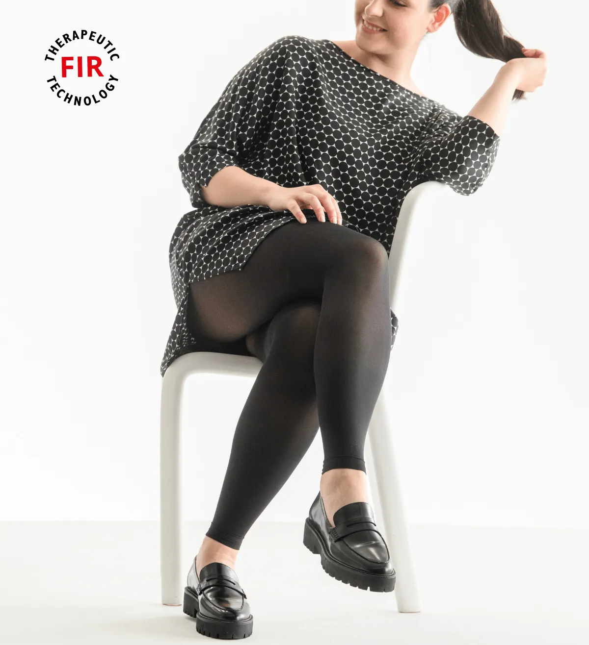 OPENED: Red Wellness 70 Compression Leggings 12/15 mmHg